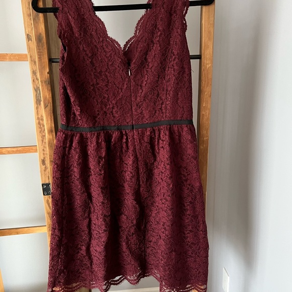 Loft dress size 6 worn once - Picture 2 of 4